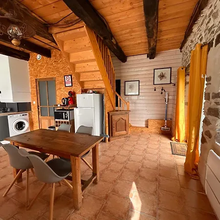 Equestre De Calvares *